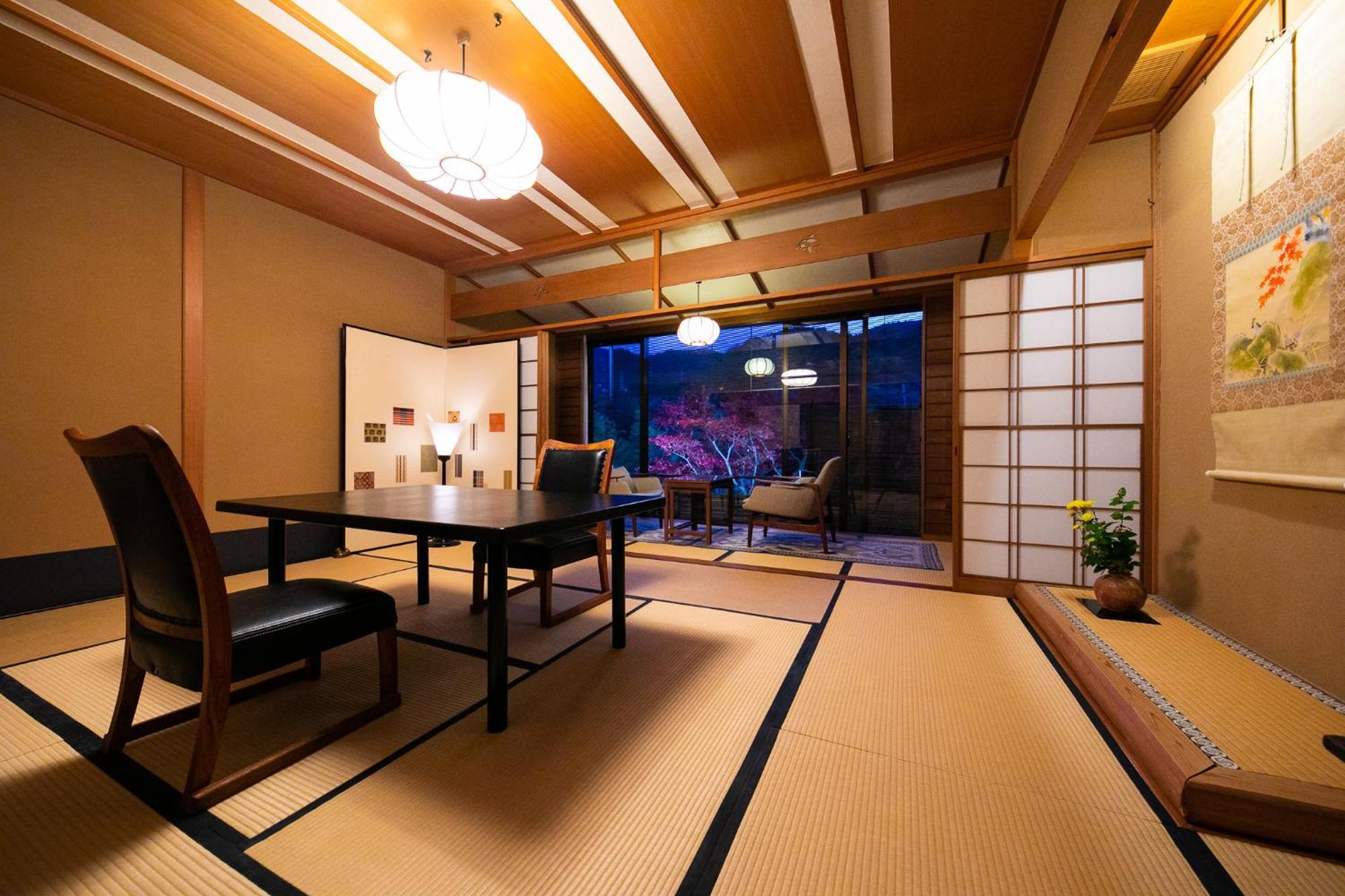 Fukiya Ryokan Yugawara Buitenkant foto