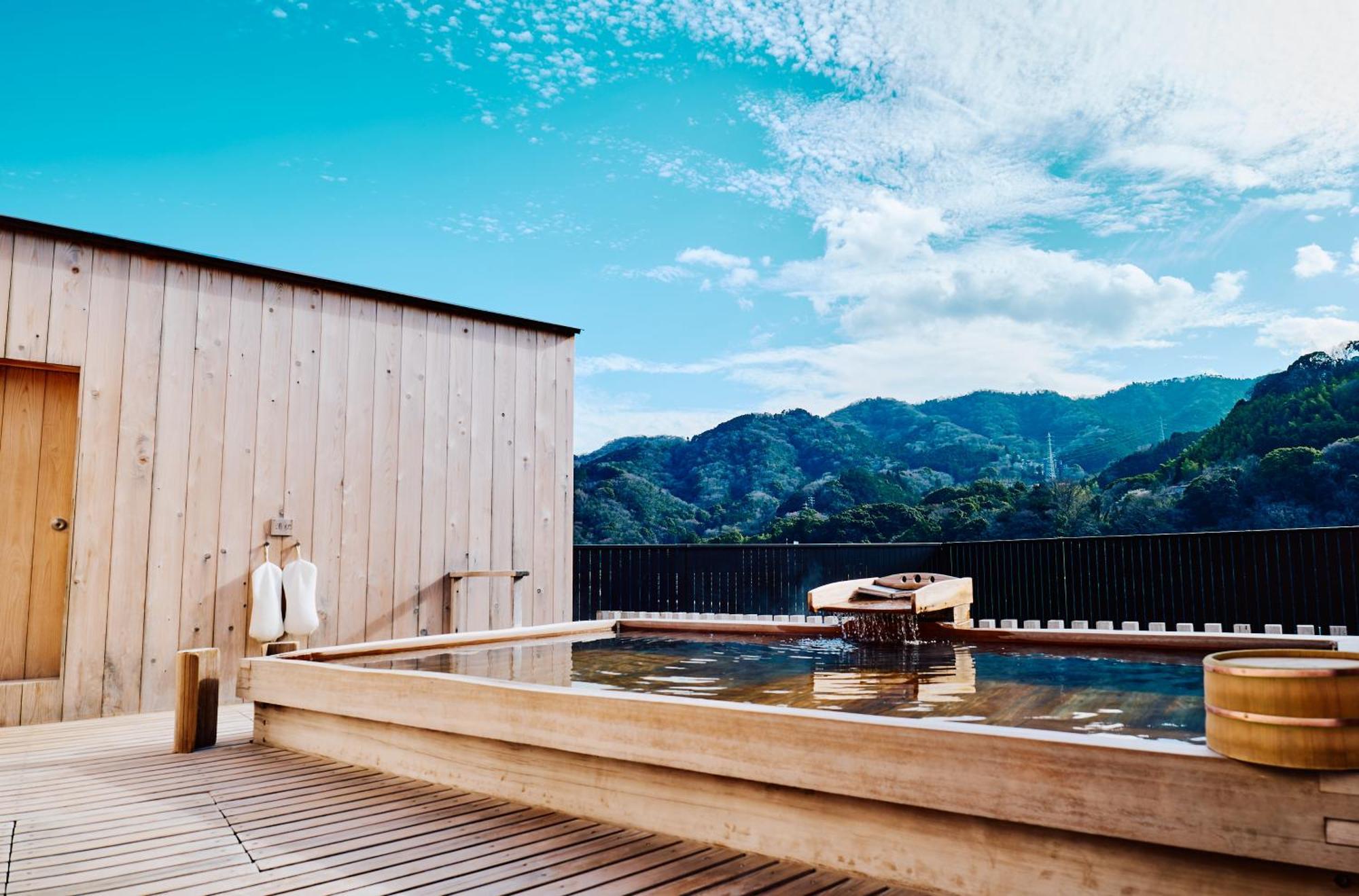 Fukiya Ryokan Yugawara Buitenkant foto